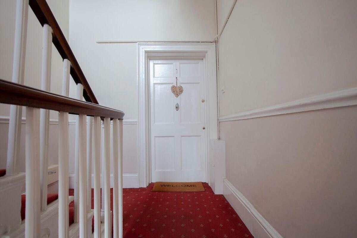 ※ Spacious, Central Bath Apartment ※ Exterior photo
