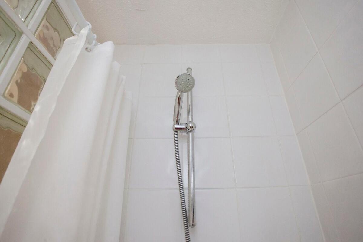 ※ Spacious, Central Bath Apartment ※ Exterior photo